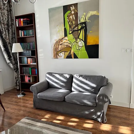 Unique Center דירה