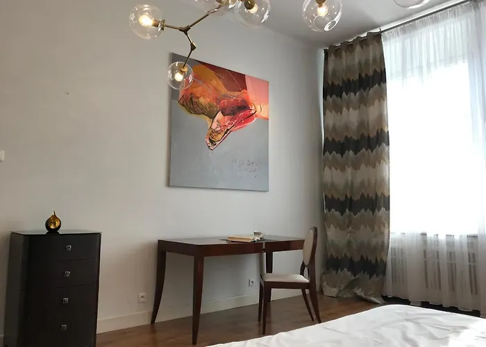 דירה Unique Center